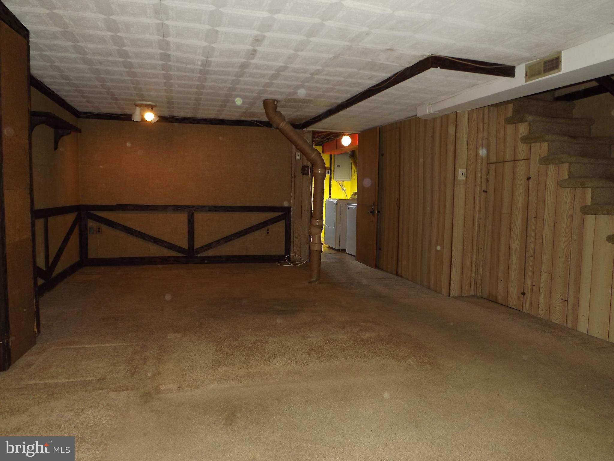 3418 Holyoke Road Philadelphia, PA 19114 - Photo 29 of 36 Gallery Image 29