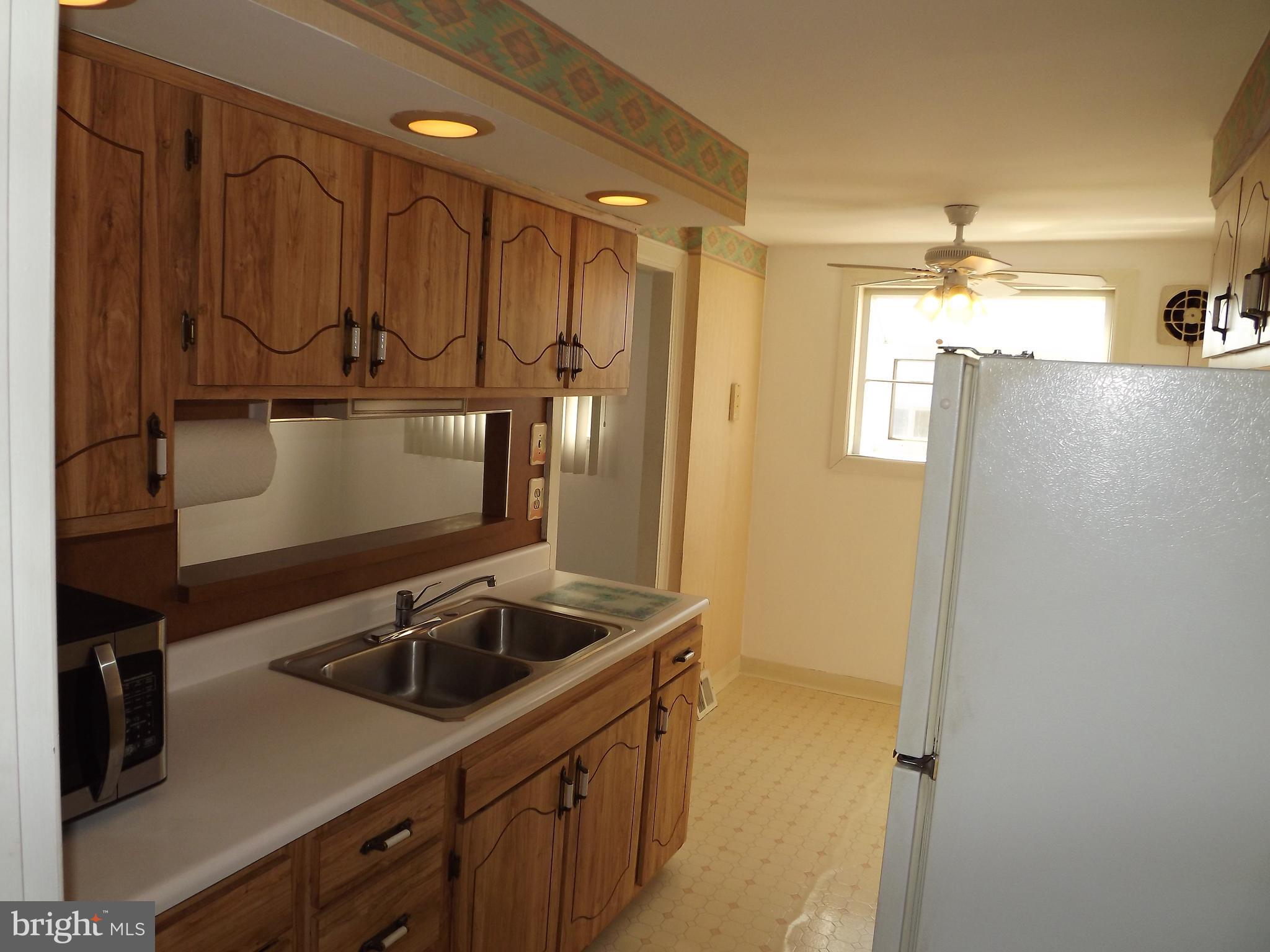 3418 Holyoke Road Philadelphia, PA 19114 - Photo 9 of 36 Gallery Image 9