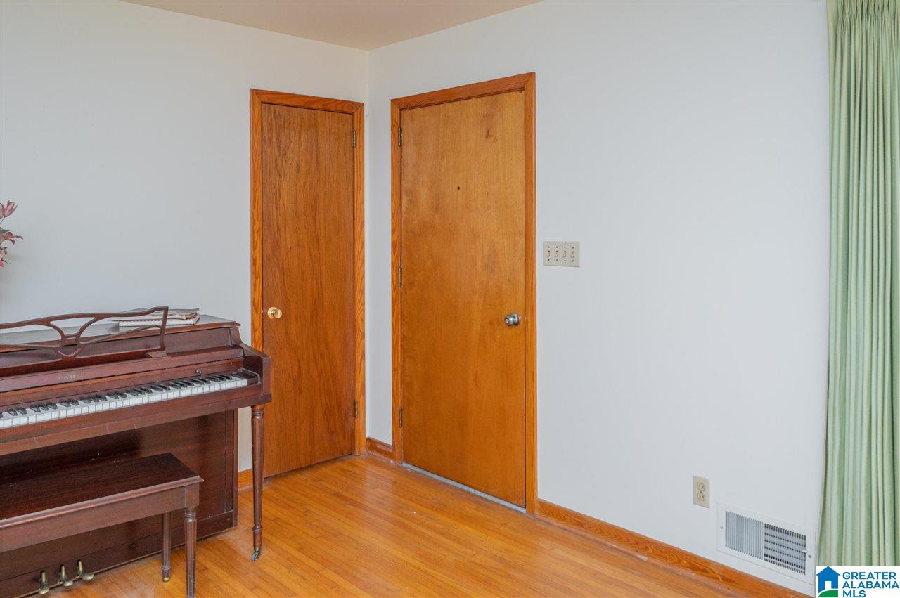 2248 Farley Road Birmingham, AL 35226 - Photo 5 of 38