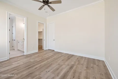 $300,000 | 240 Jagged Grove Lane, Youngsville, LA 70592