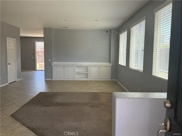 $3,750 | 396 Suncup Circle, Hemet, CA 92543