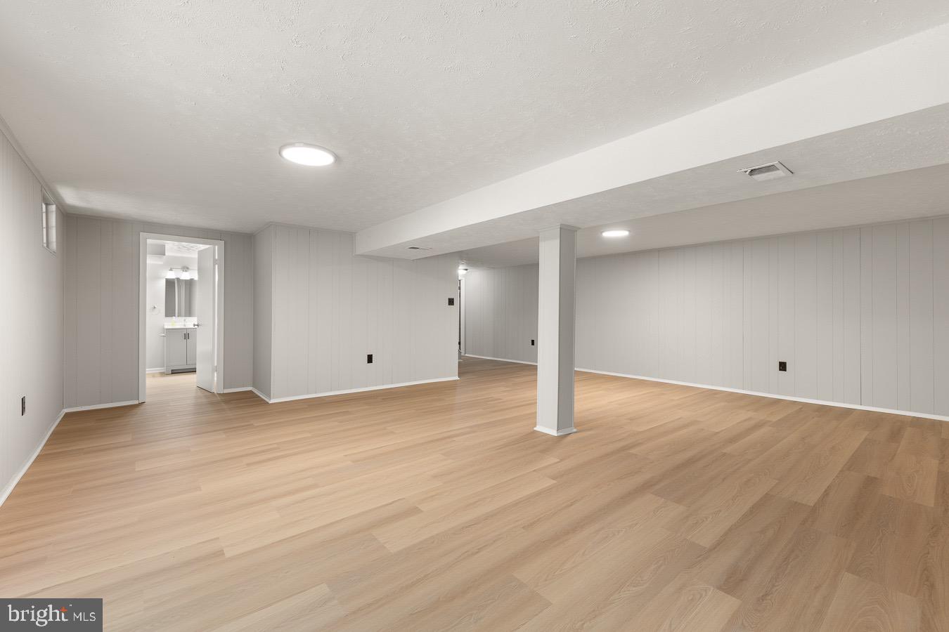 5918 Oak Ridge Court Burke, VA 22015 - Photo 34 of 37