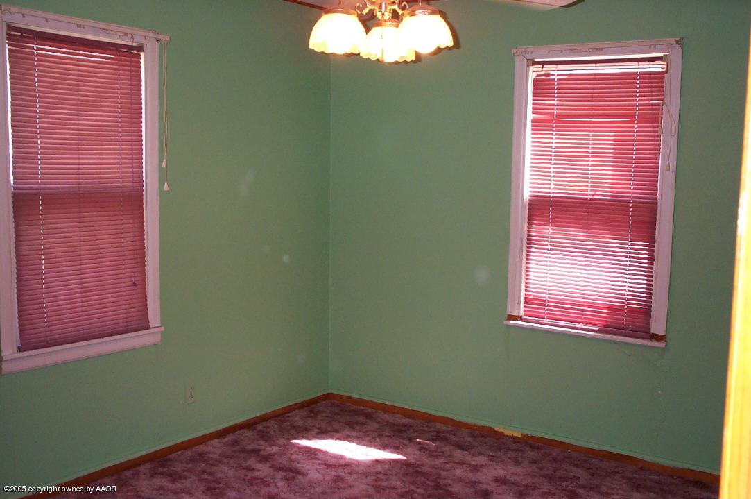 1406 North Spring Street Amarillo, TX 79107 - Photo 12 of 15 2nd Bedroom