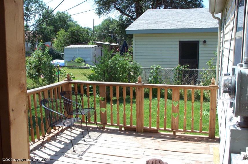 1406 North Spring Street Amarillo, TX 79107 - Photo 14 of 15 Back Deck