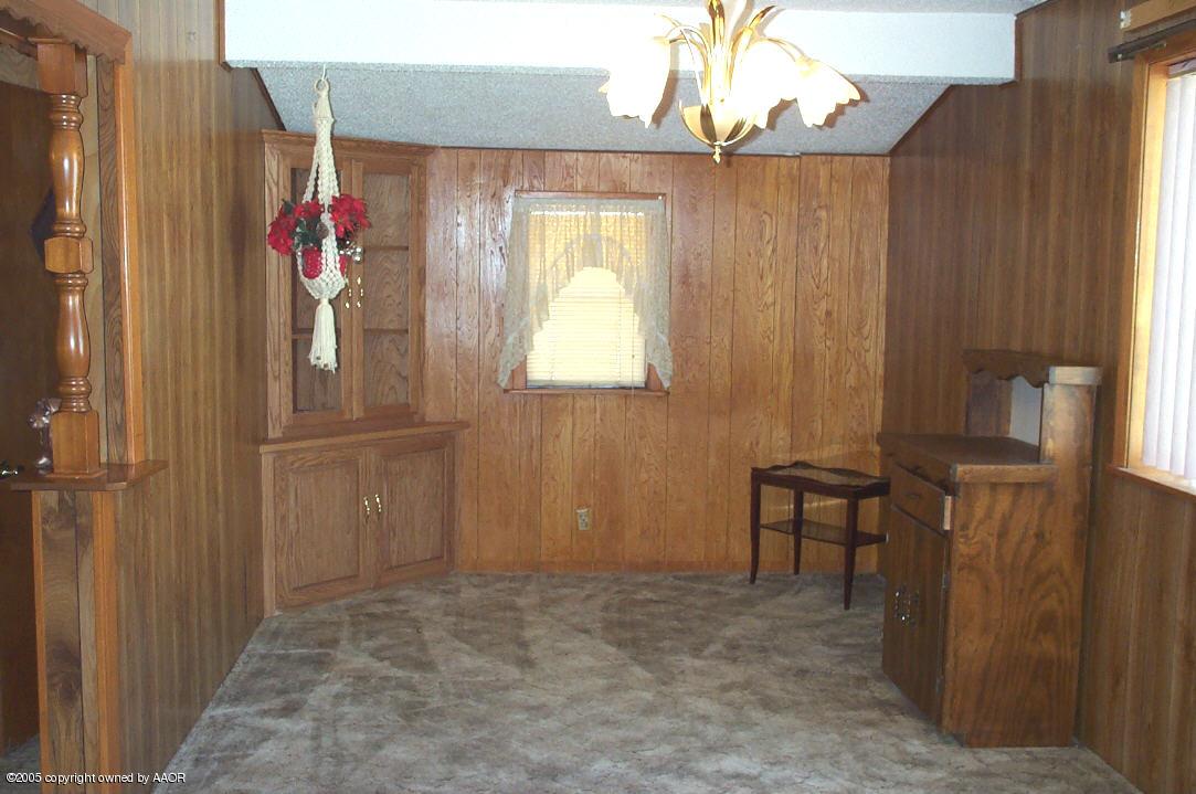 1406 North Spring Street Amarillo, TX 79107 - Photo 5 of 15 Dining Room (1)