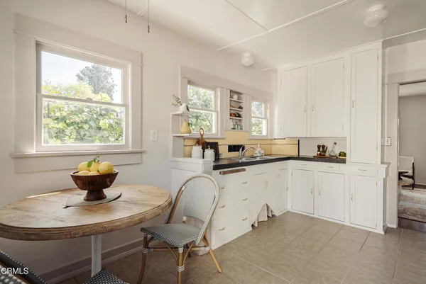 $825,000 | 2843 Los Olivos Lane, La Crescenta, CA 91214