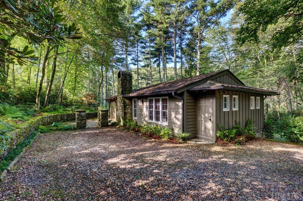 144 Picklesimer Road Highlands, NC 28741 - Photo 3 of 23 Gallery Image 3