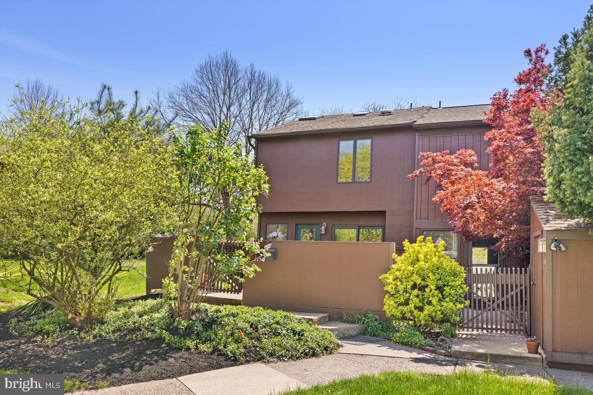 25 Eden Roc New Hope, PA 18938 - Photo 1 of 25 Gallery Image 1