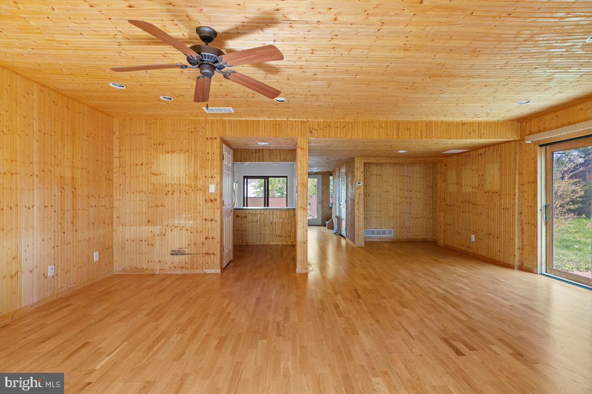 25 Eden Roc New Hope, PA 18938 - Photo 13 of 25 Gallery Image 13