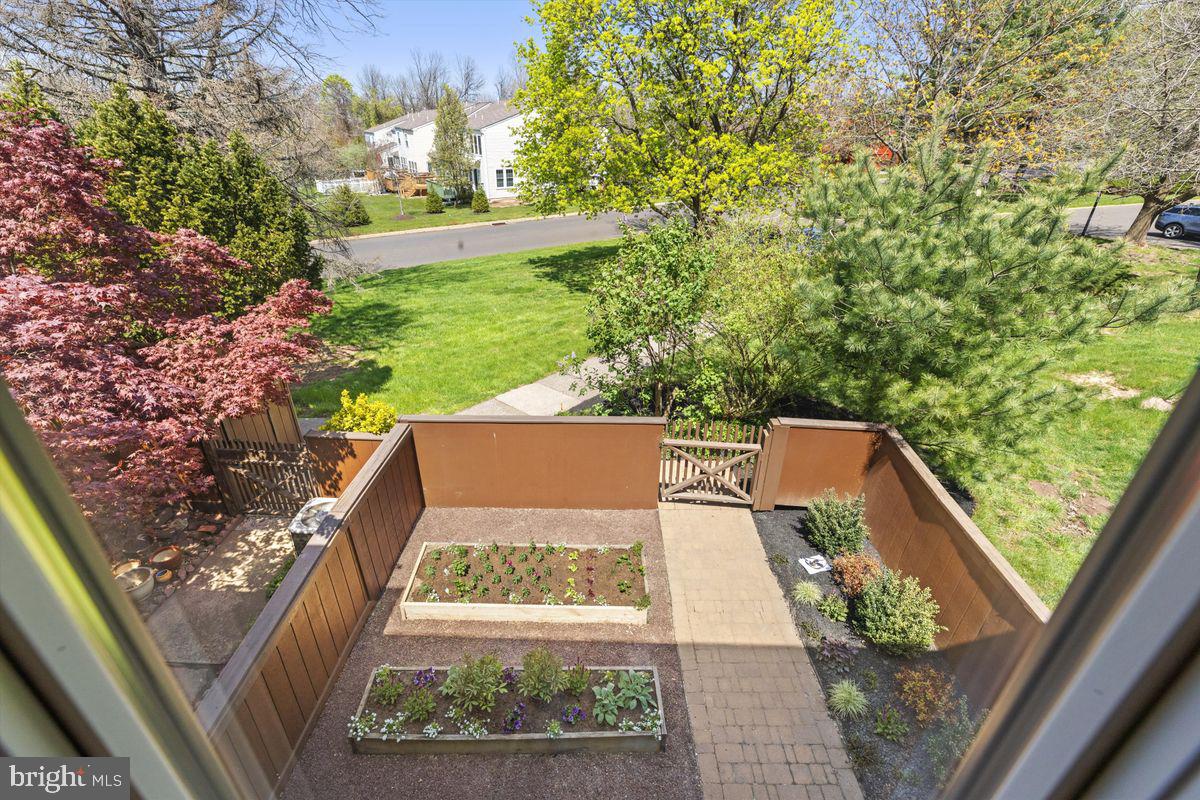 25 Eden Roc New Hope, PA 18938 - Photo 23 of 25 Gallery Image 23