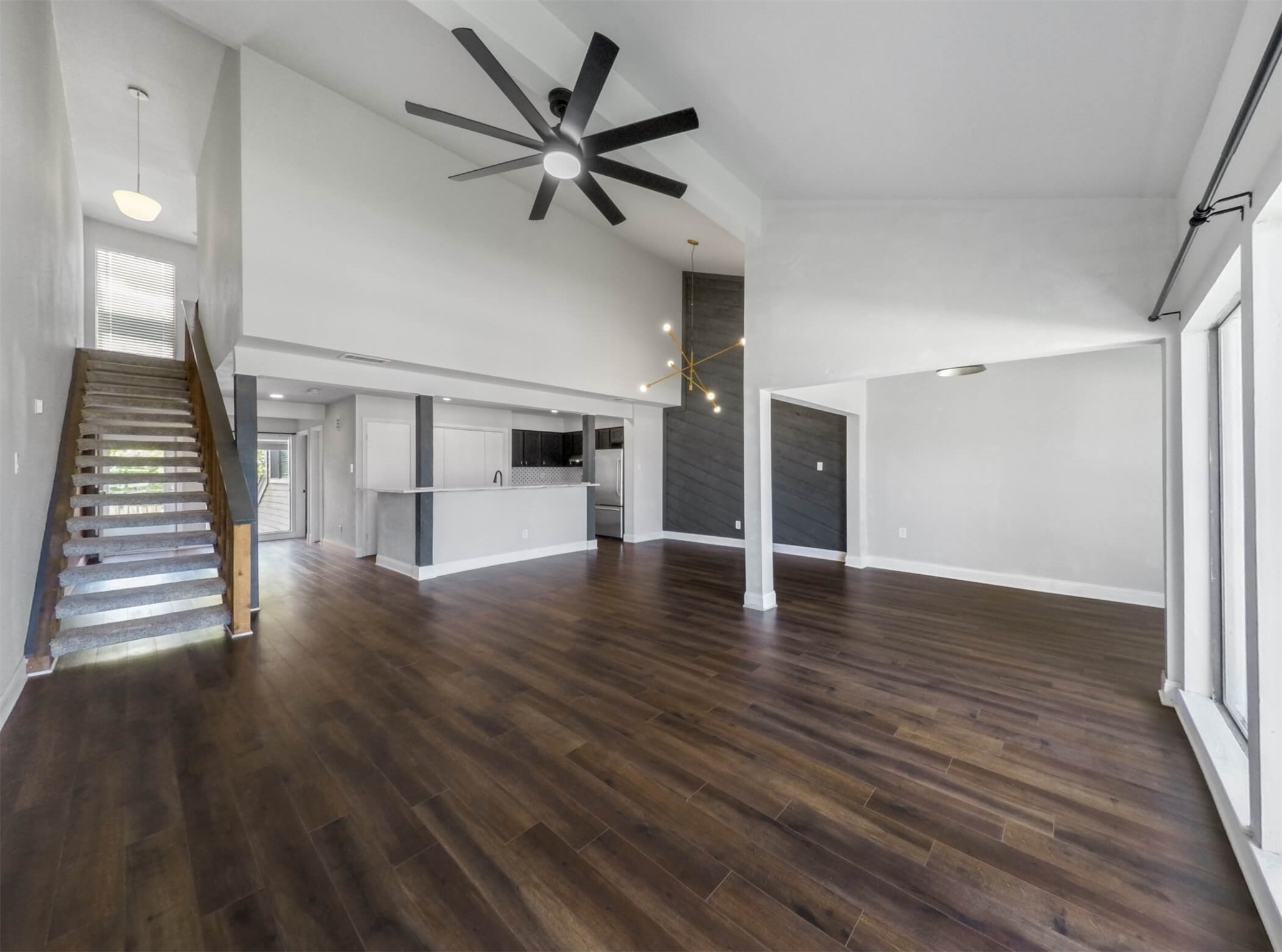 48 April Point Drive South Conroe, TX 77356 - Photo 12 of 35
