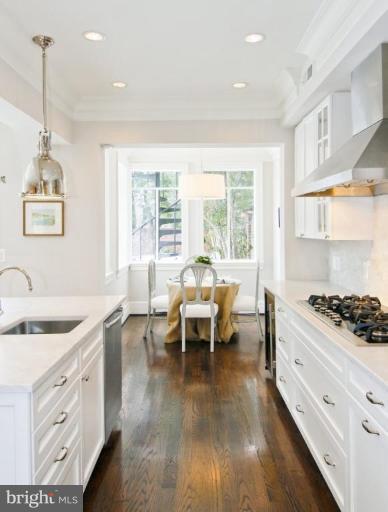 2812 P Street Northwest Washington, DC 20007 - Photo 10 of 14 Kitchen #2