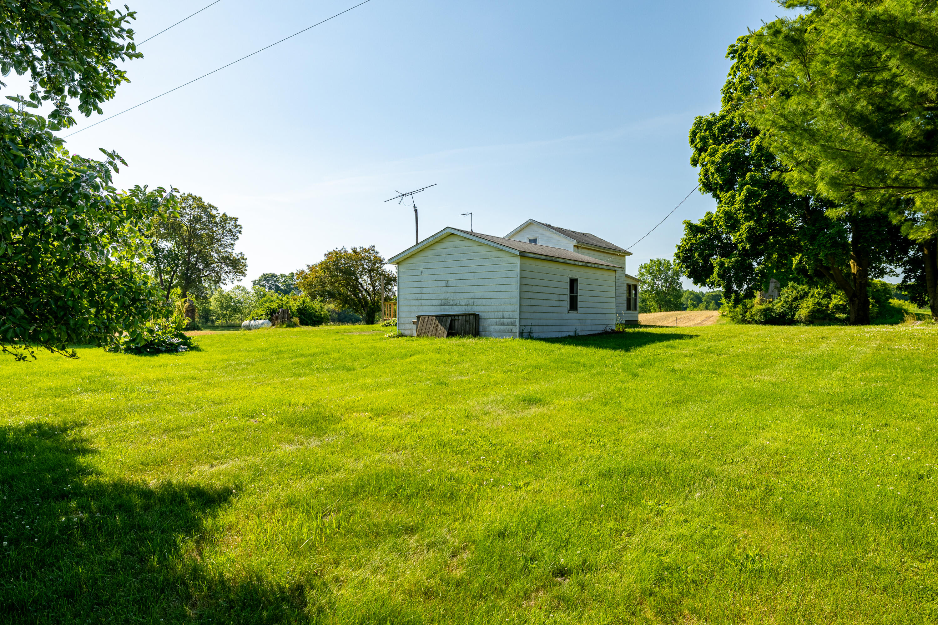 2851 North Dancer Road Dexter, MI 48130 - Photo 38 of 53 2851 N Dancer (34 of 40)