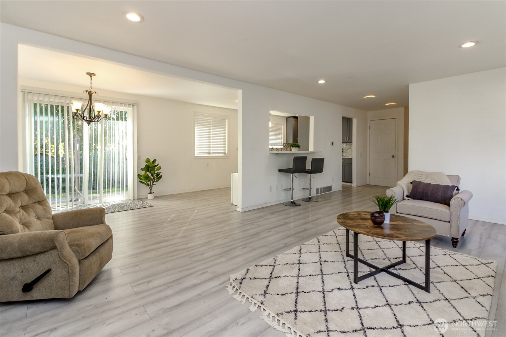 2807 South 282nd Street Federal Way, WA 98003 - Photo 8 of 24