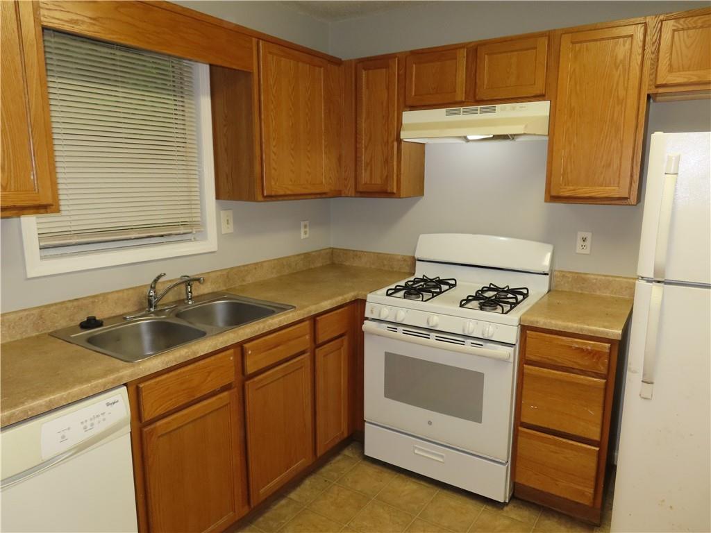 5581 Windwood Road Atlanta, GA 30349 - Photo 5 of 14