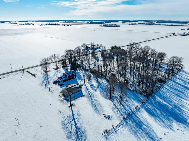 $400,000 | 5510 West 1000 South, Warren, IN 46792