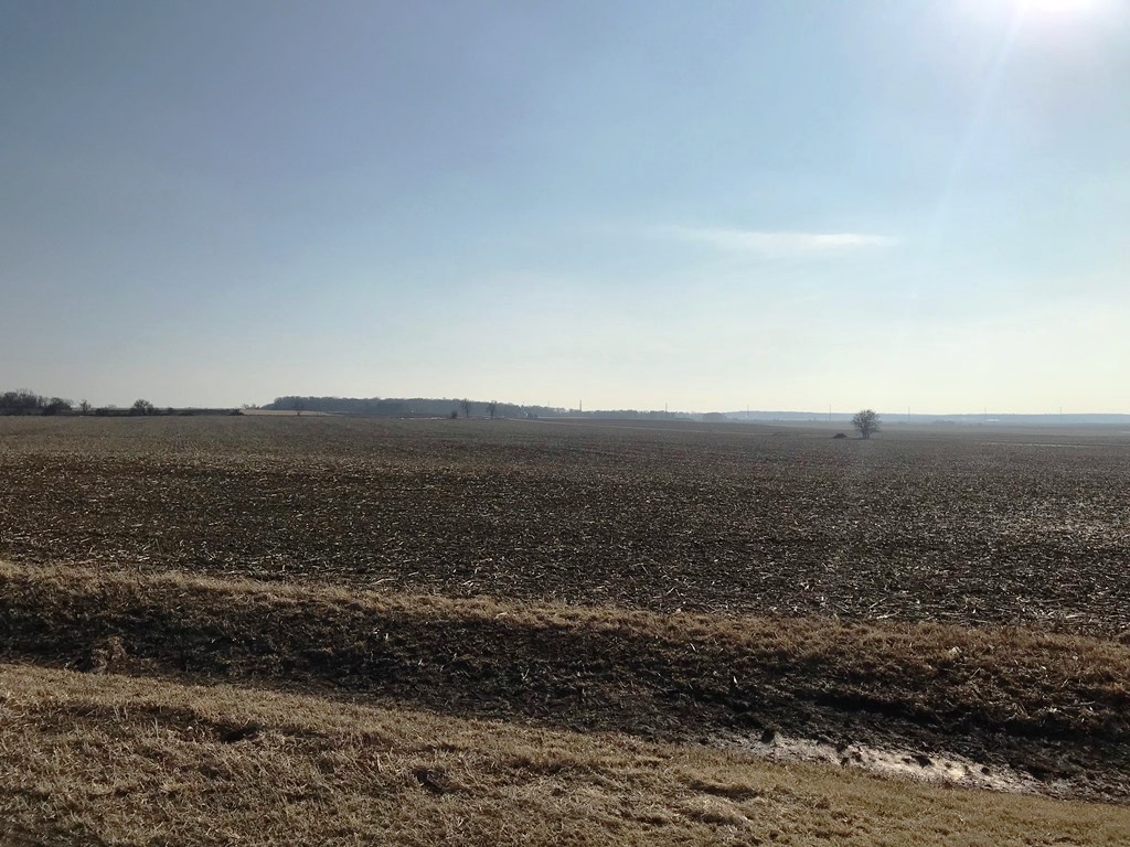0 New Lebanon Road Sycamore, IL 60178 - Photo 3 of 7 a view of an ocean