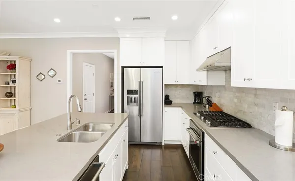 $1,629,888 | 231 Rodeo, Irvine, CA 92602