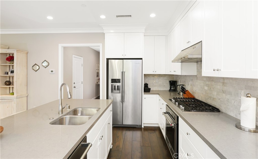 231 Rodeo Irvine, CA 92602 - Photo 17 of 48