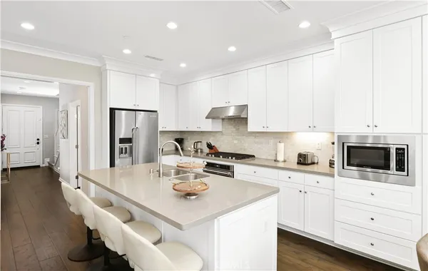 $1,629,888 | 231 Rodeo, Irvine, CA 92602