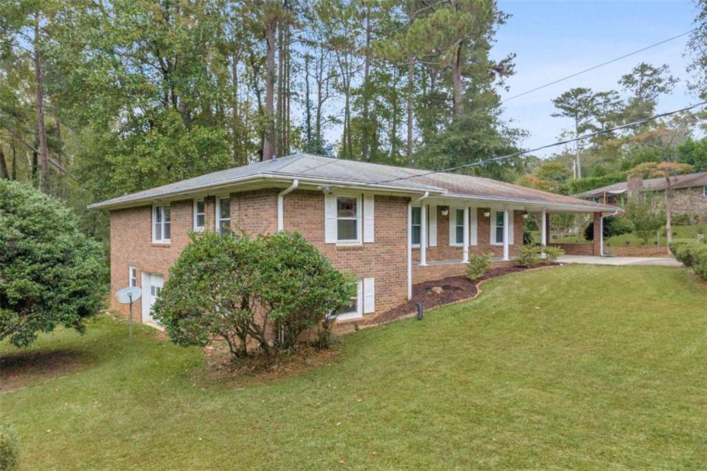 1440 Compton Drive Southwest Mableton, GA 30126 - Photo 3 of 29