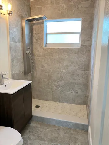 $1,700 | 1147 Northeast 113th Street, Unit 1147, Miami, FL 33161