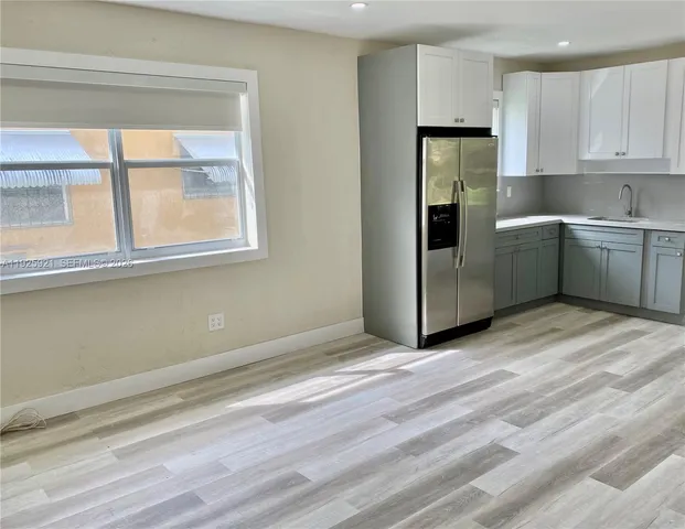 $1,700 | 1147 Northeast 113th Street, Unit 1147, Miami, FL 33161