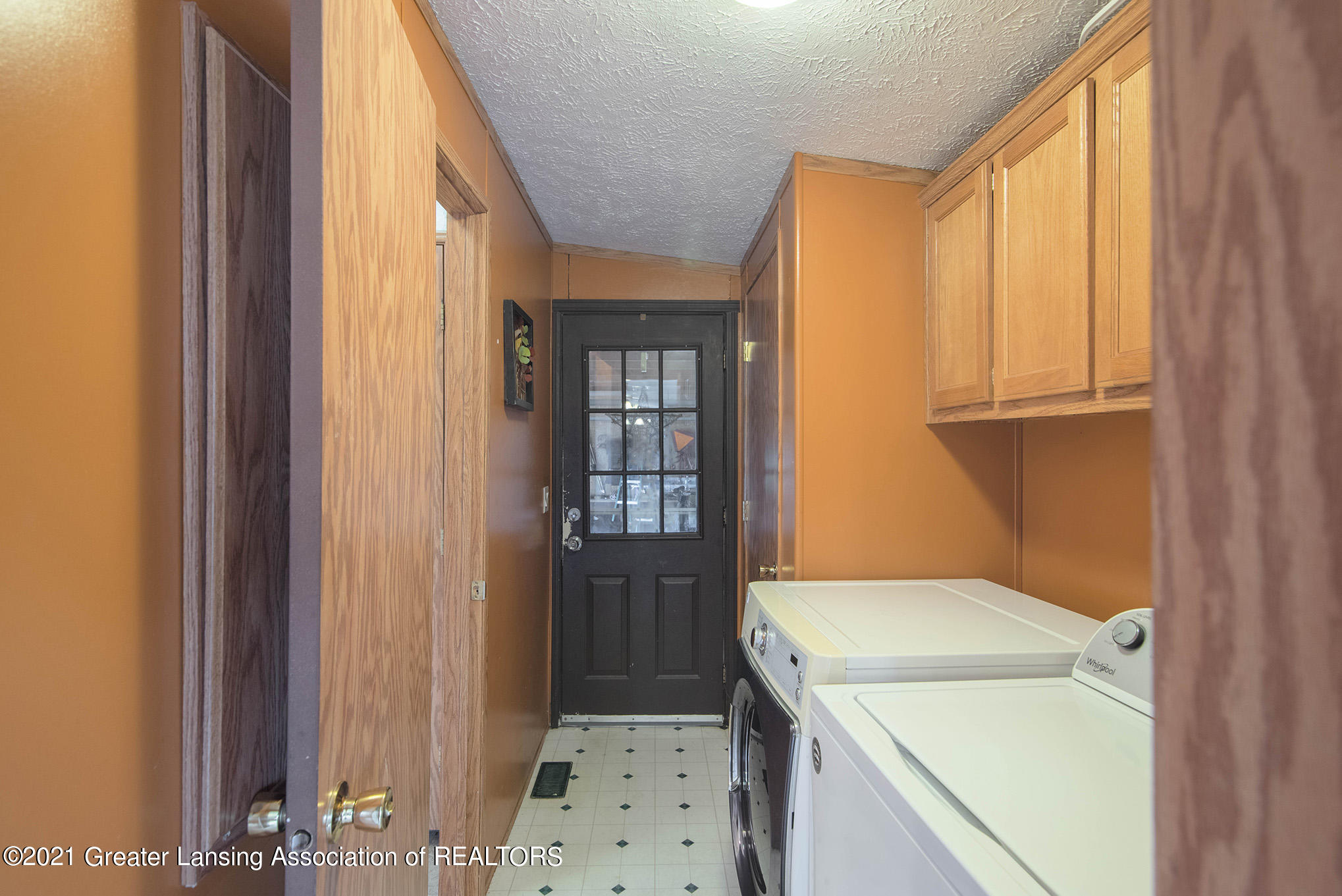 9546 Bond Road Dewitt, MI 48820 - Photo 23 of 38 DSC_2251