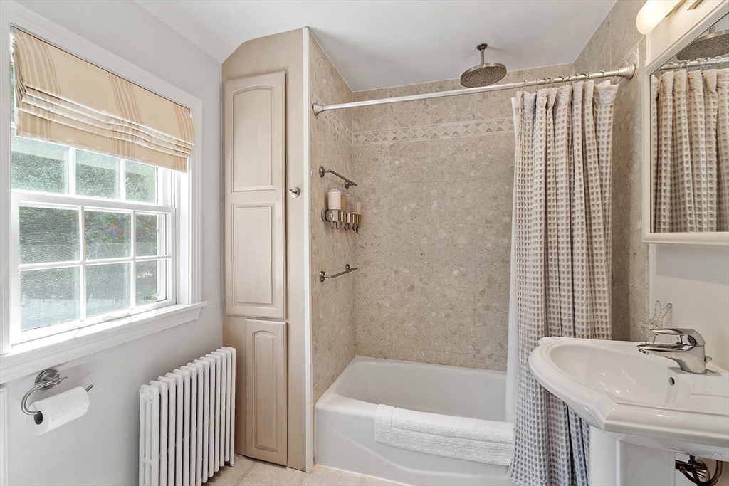 61 Fairview Road Lynnfield, MA 01940 - Photo 22 of 41 Gallery Image 22
