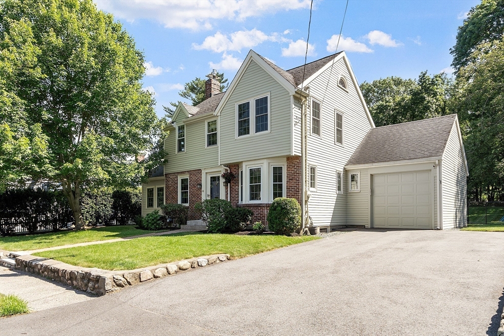 61 Fairview Road Lynnfield, MA 01940 - Photo 34 of 41 Gallery Image 34