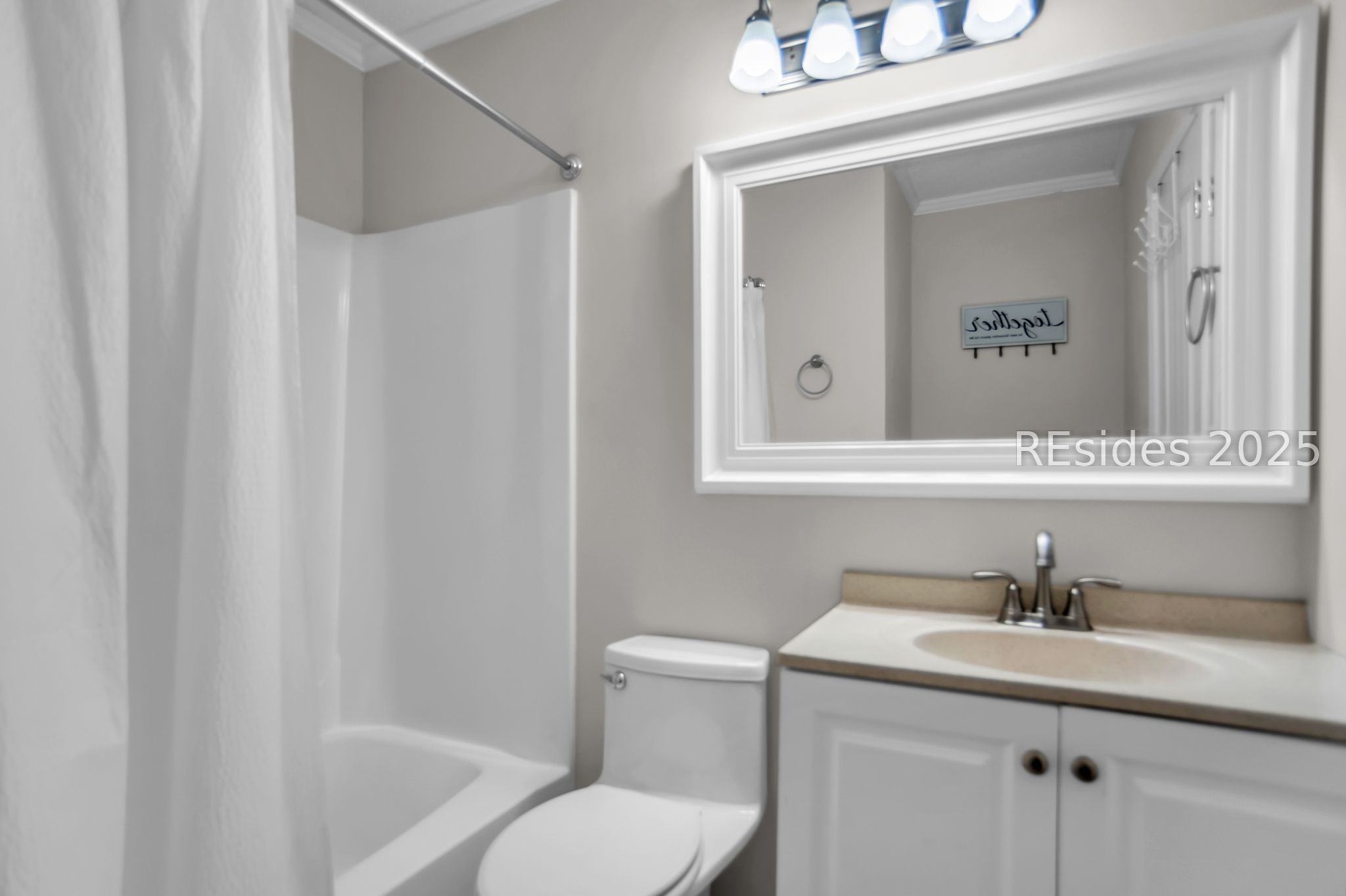 40 Folly Field Road, Unit A215 Hilton Head Island, SC 29928 - Photo 9 of 31