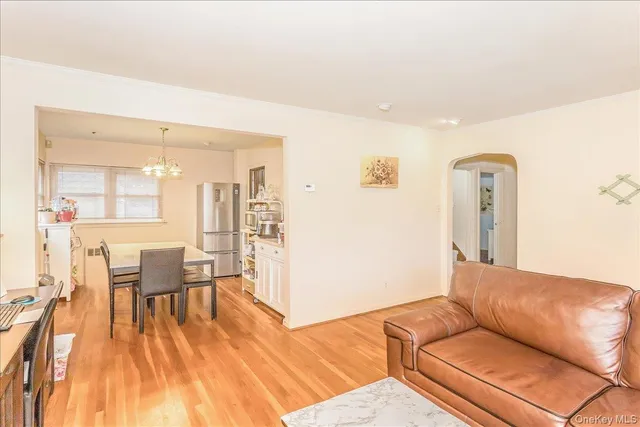 $989,000 | 1683 Stewart Avenue, New Hyde Park, NY 11040