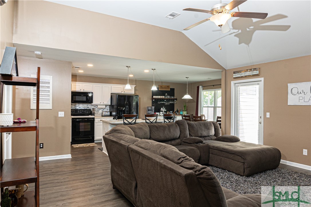 219 Crape Myrtle Court Springfield, GA 31329 - Photo 21 of 44
