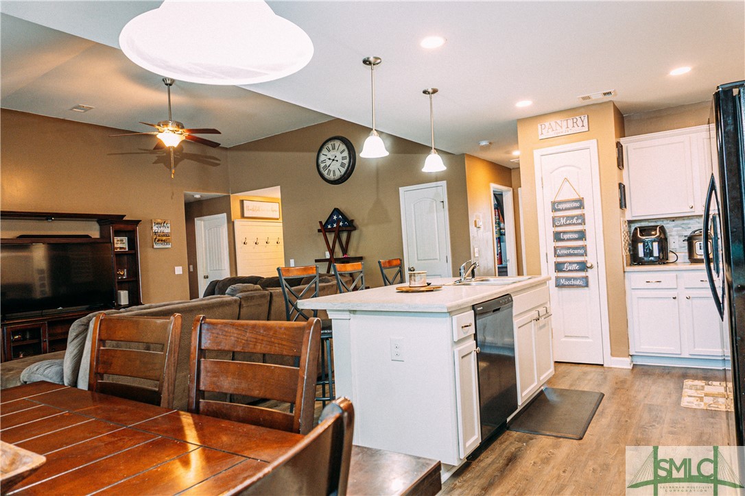 219 Crape Myrtle Court Springfield, GA 31329 - Photo 24 of 44