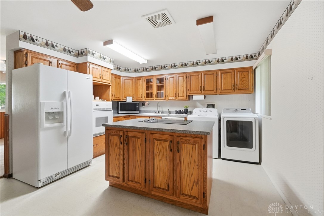 5349 Powell Road Huber Heights, OH 45424 - Photo 9 of 39 Gallery Image 9