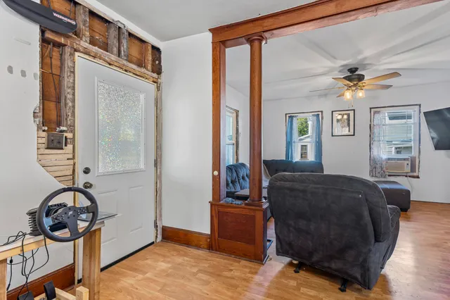 $255,000 | 616 West Street, Baraboo, WI 53913