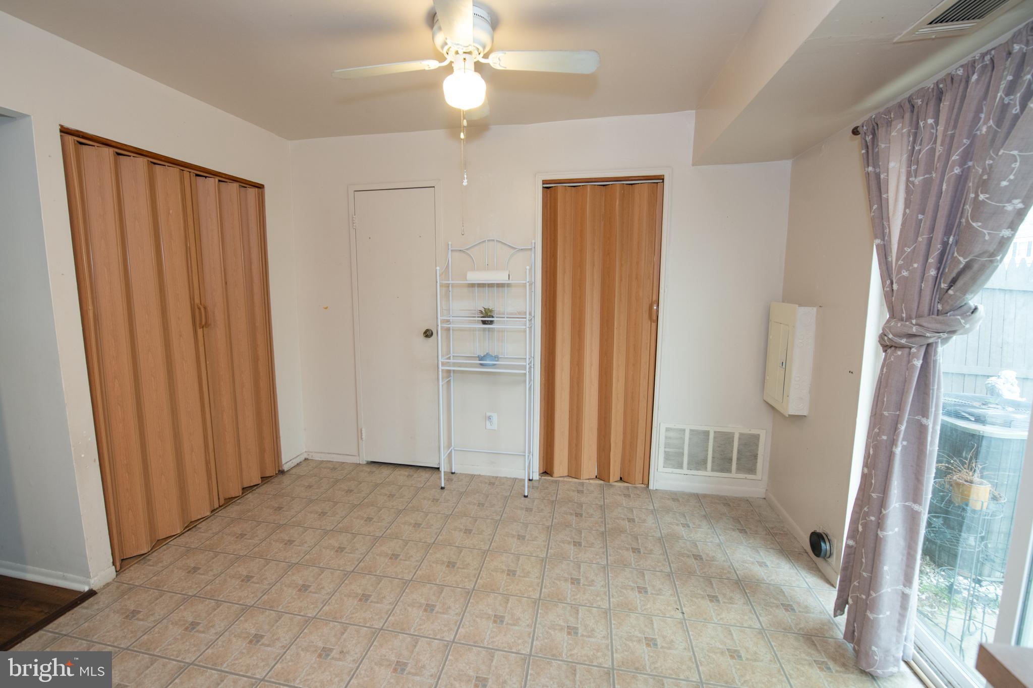 11885 Academy Road, Unit I2 Philadelphia, PA 19154 - Photo 15 of 38 Dining Room