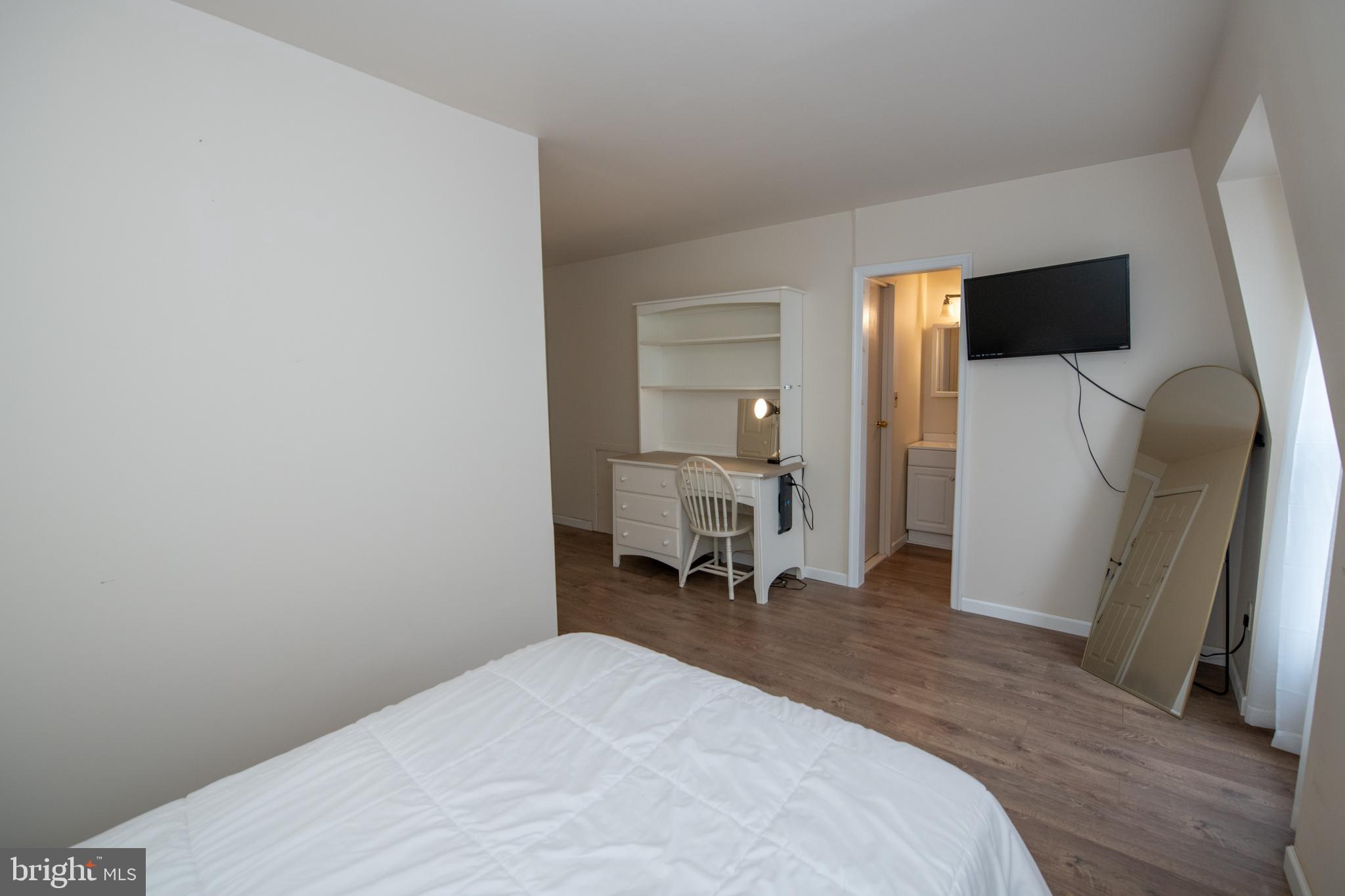 11885 Academy Road, Unit I2 Philadelphia, PA 19154 - Photo 22 of 38 Master Bedroom
