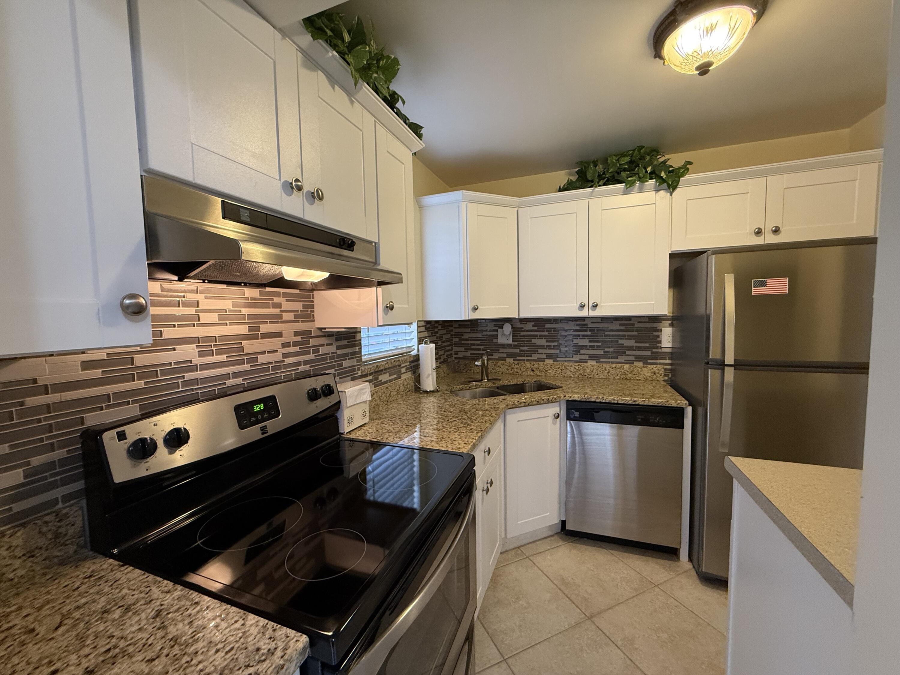 1961 Southwest Palm City Road, Unit 31C Stuart, FL 34994 - Photo 6 of 40 kitchen 3