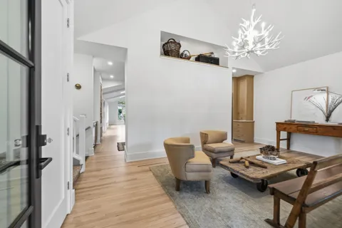 $1,795,000 | 853 Sauganash Drive, Fontana, WI 53125