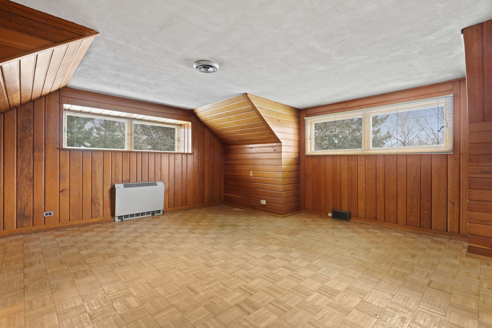 231 Bartram Road Riverside, IL 60546 - Photo 28 of 38 Gallery Image 28
