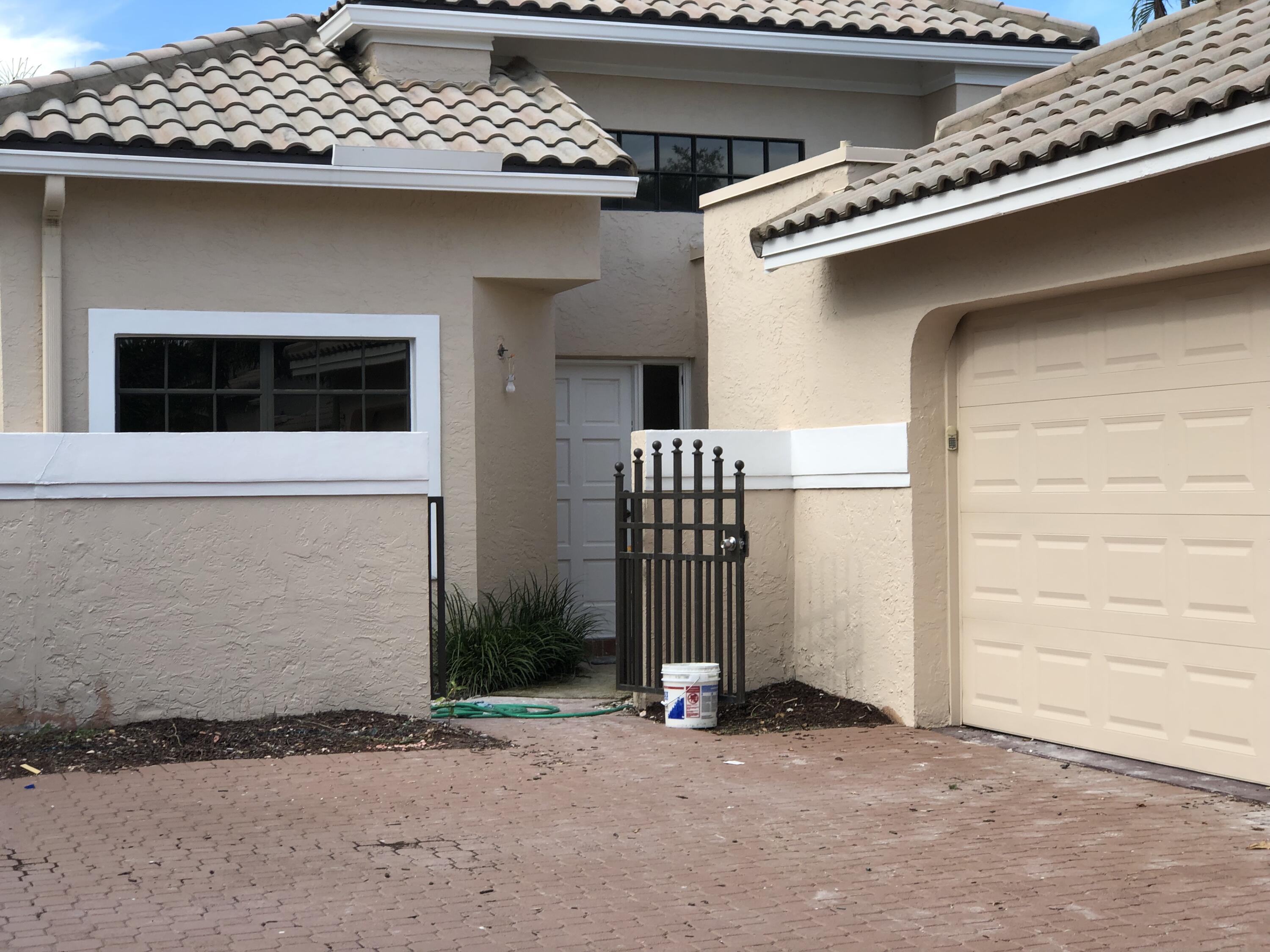 17469 Vía Capri Boca Raton, FL 33496 - Photo 1 of 1 front of home