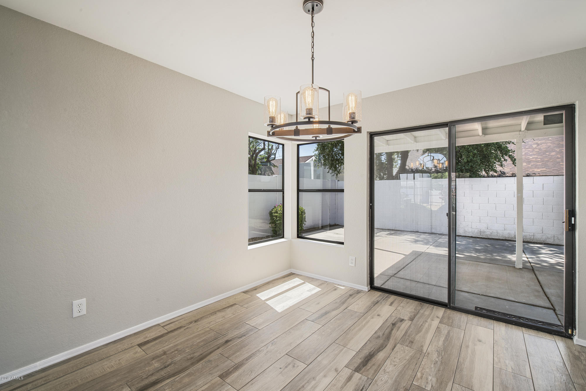 3313 East Clark Road Phoenix, AZ 85050 - Photo 13 of 30 Dining Room