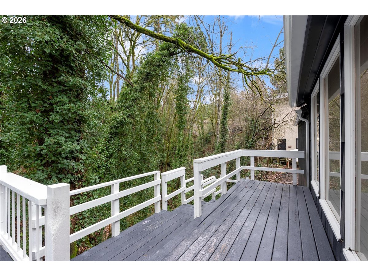 2550 Jolie Pointe Road West Linn, OR 97068 - Photo 26 of 31