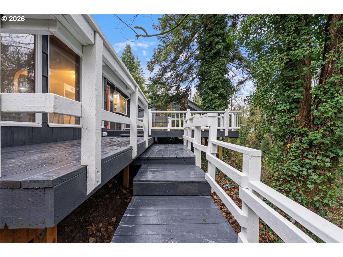 2550 Jolie Pointe Road West Linn, OR 97068 - Photo 29 of 31