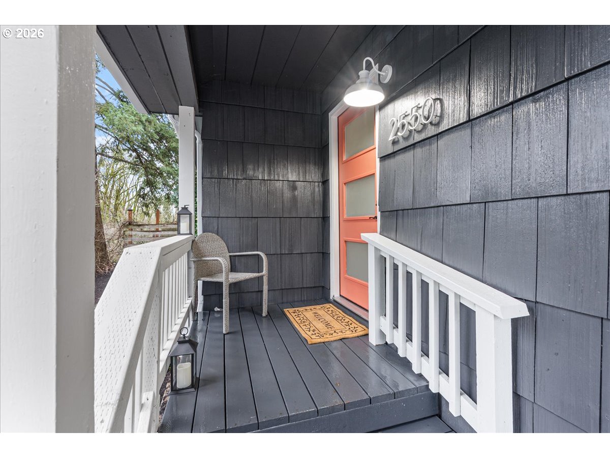 2550 Jolie Pointe Road West Linn, OR 97068 - Photo 4 of 31