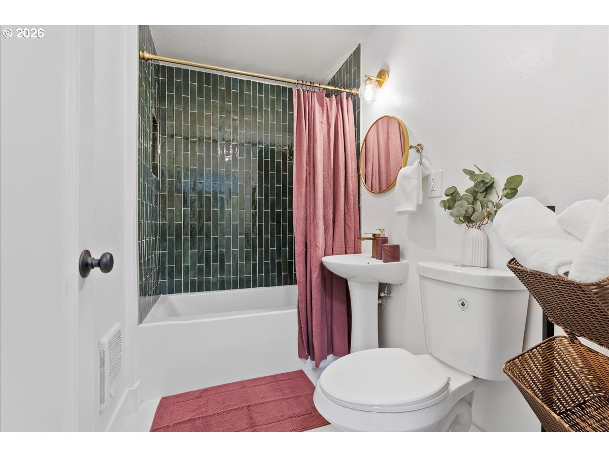 2550 Jolie Pointe Road West Linn, OR 97068 - Photo 7 of 31