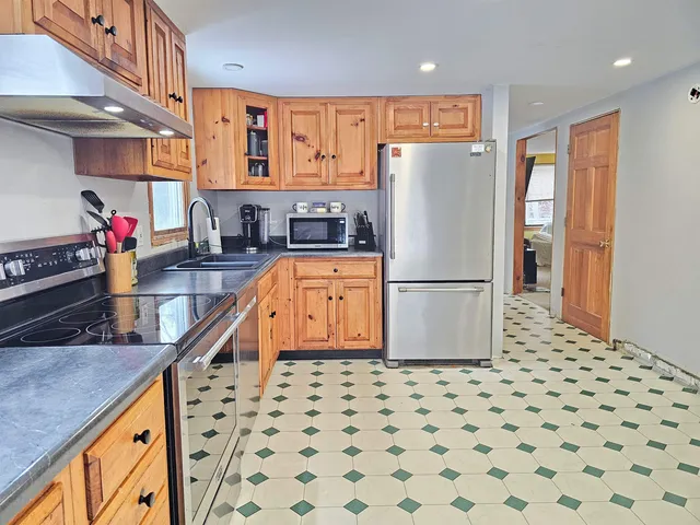 $319,000 | 756 Turkey Mountain Road, Jamaica, VT 05343