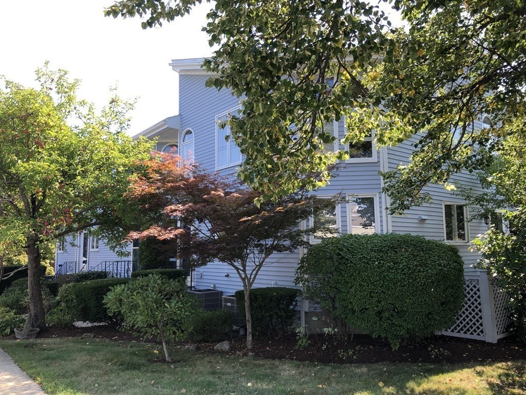 15 Flume Road, Unit 3 Gloucester, MA 01930 - Photo 3 of 24