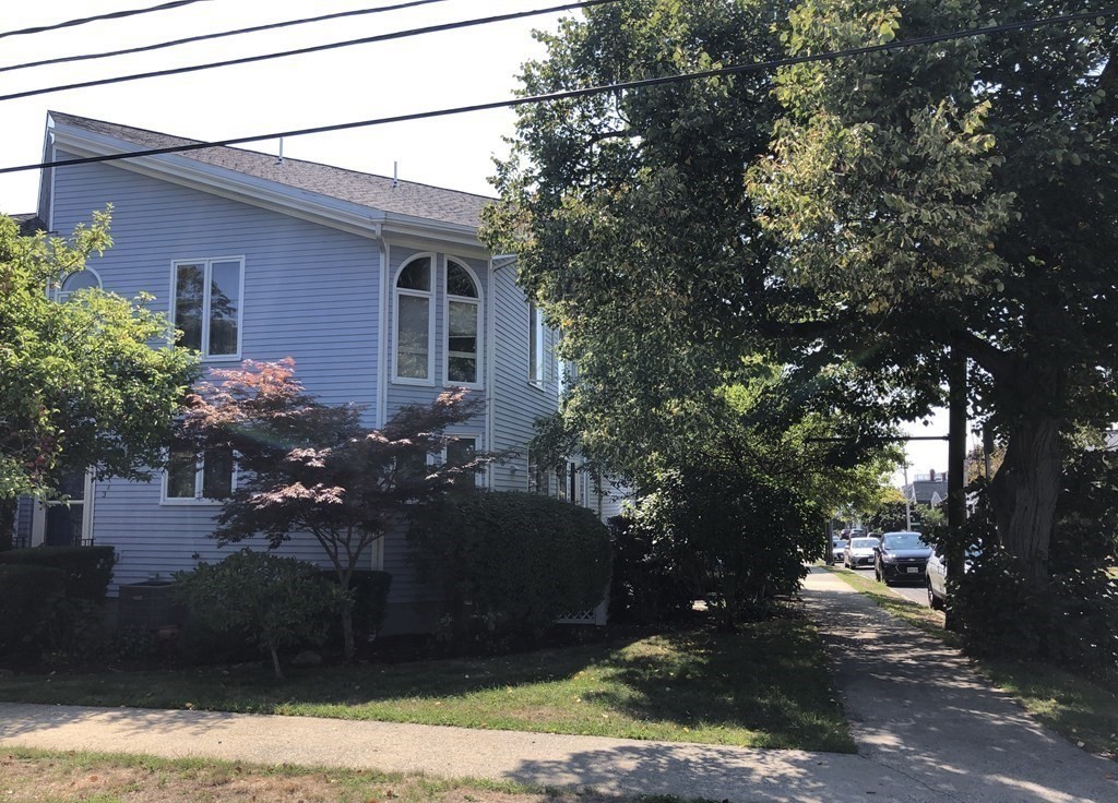 15 Flume Road, Unit 3 Gloucester, MA 01930 - Photo 4 of 24